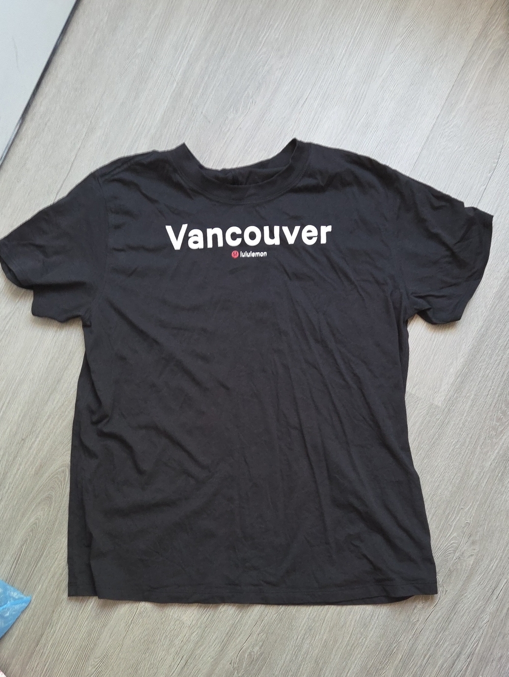 Lululemon Vancouver Black Tee No Size Tag